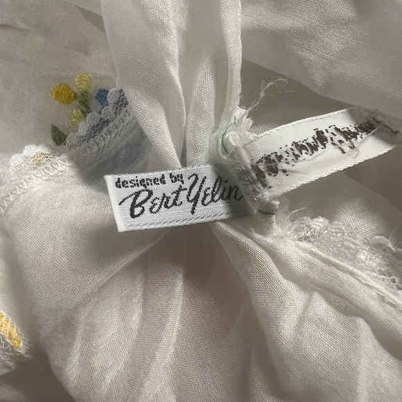 Vintage Bert Yelin for Neiman Marcus white cotton embroidered nightgown robe set - Picture 11 of 11